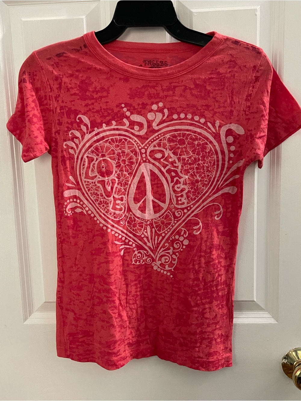 Freeze Pink/Coral Burnout Tee with White Heart Peace Graphic